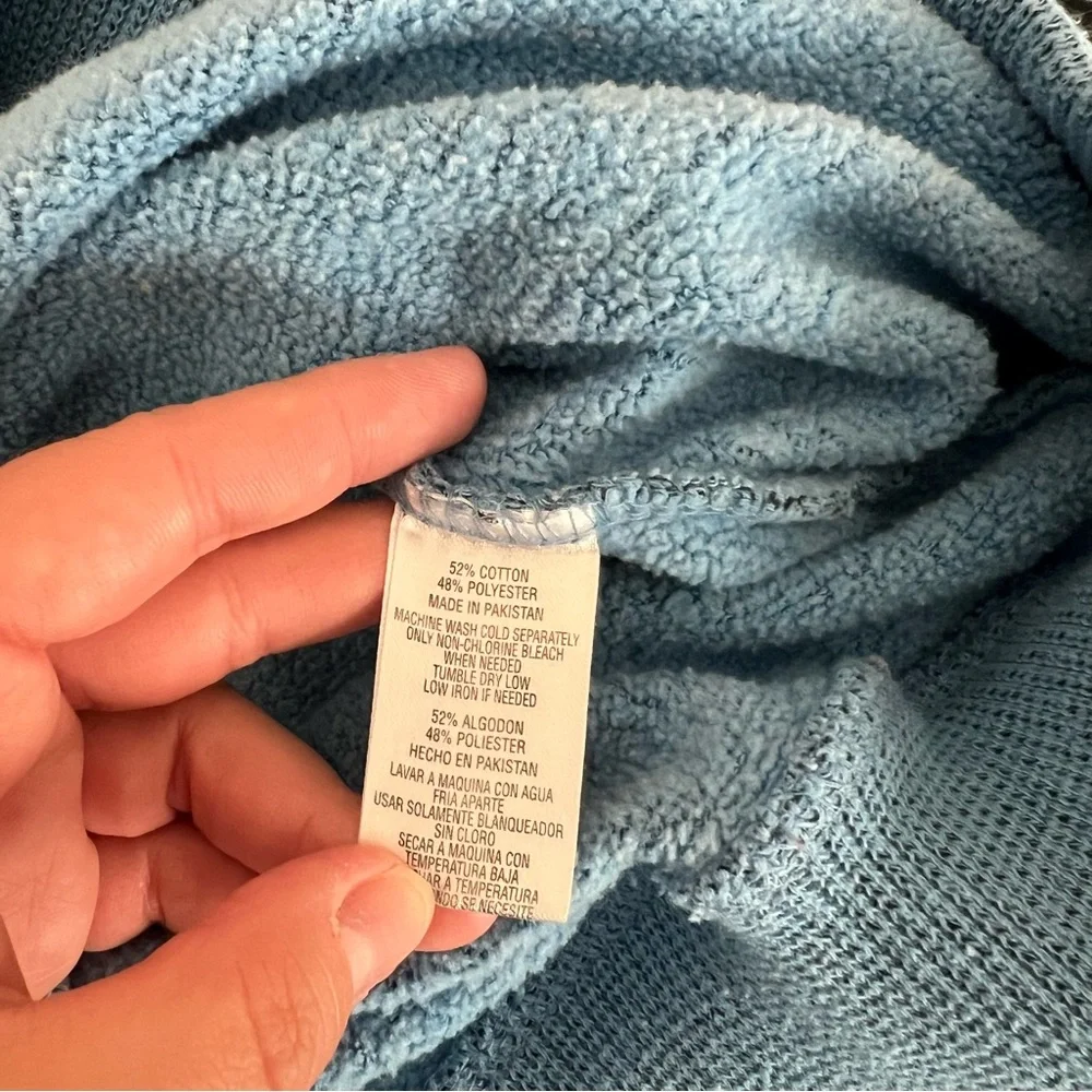 Pacific & Co. Bar Harbor Maine Blue Embroidered Sweater Medium